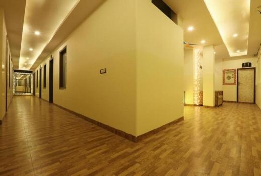 Hotel Plazzo Нью-Делі Екстер'єр фото